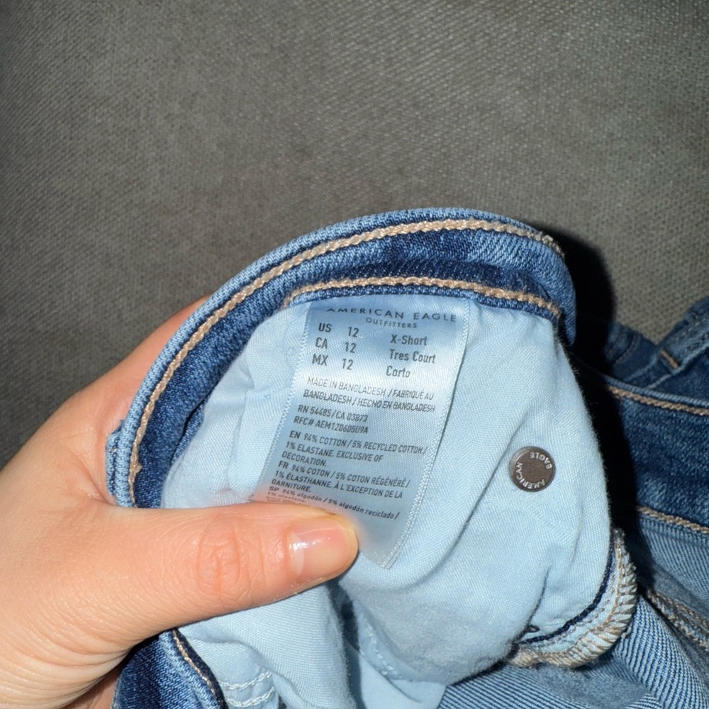 American Eagle Outfitters Women's Light Blue Cargo Jeans
